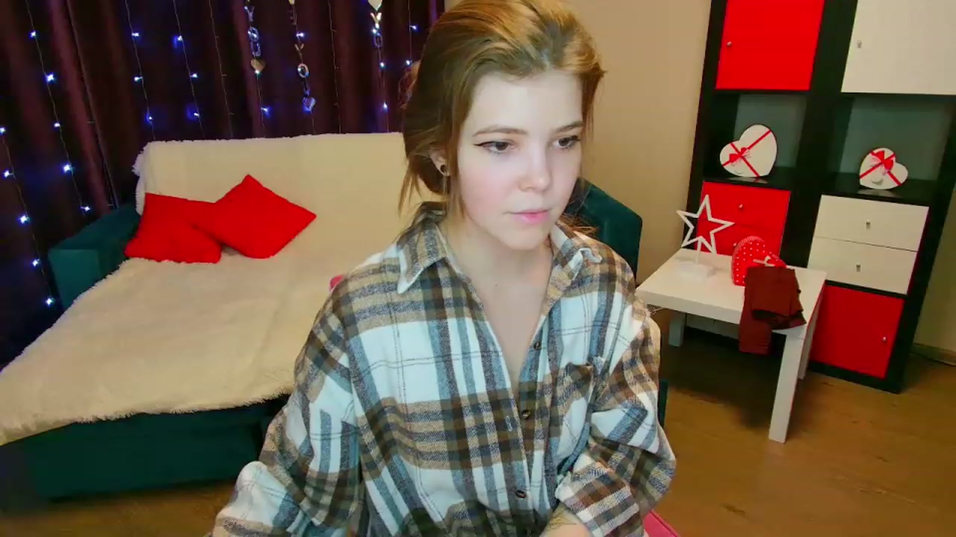 Gallery image thumbnail from EffyShy's myfreecams stream on, 03/05/2023, 13:43 image 6 of 20