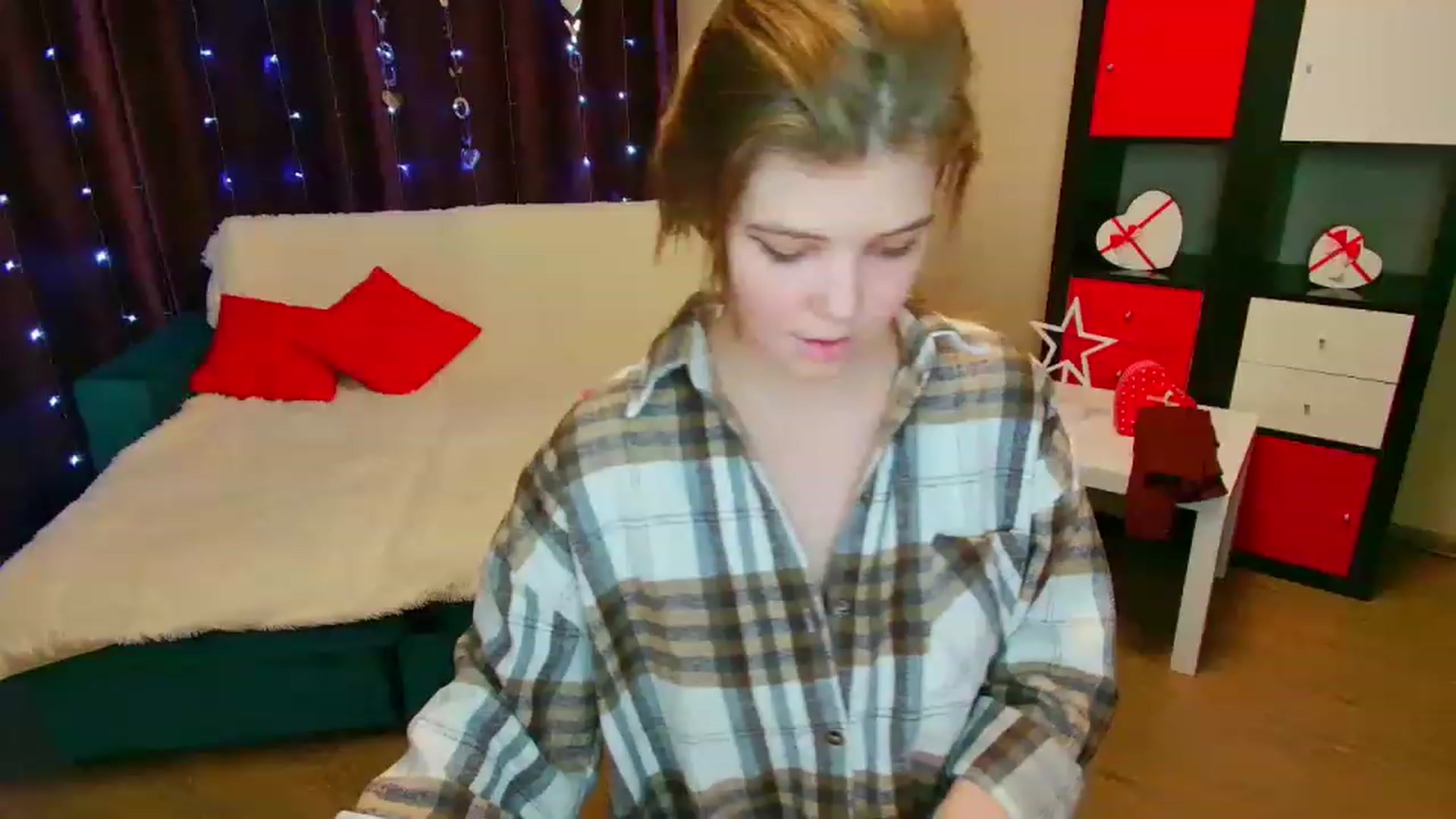 Gallery image thumbnail from EffyShy's myfreecams stream on, 03/05/2023, 13:43 image 18 of 20