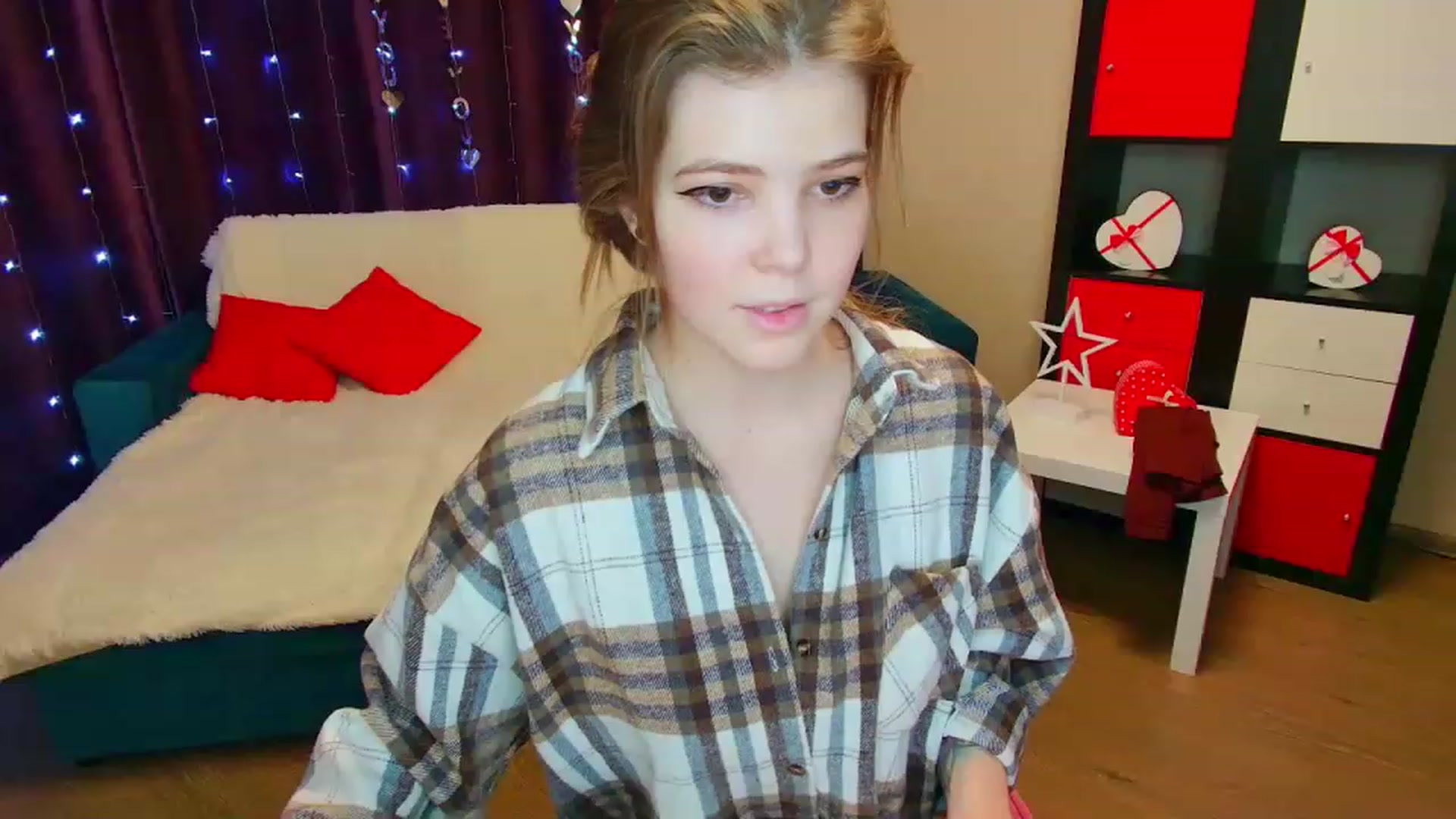 Gallery image thumbnail from EffyShy's myfreecams stream on, 03/05/2023, 13:43 image 1 of 20