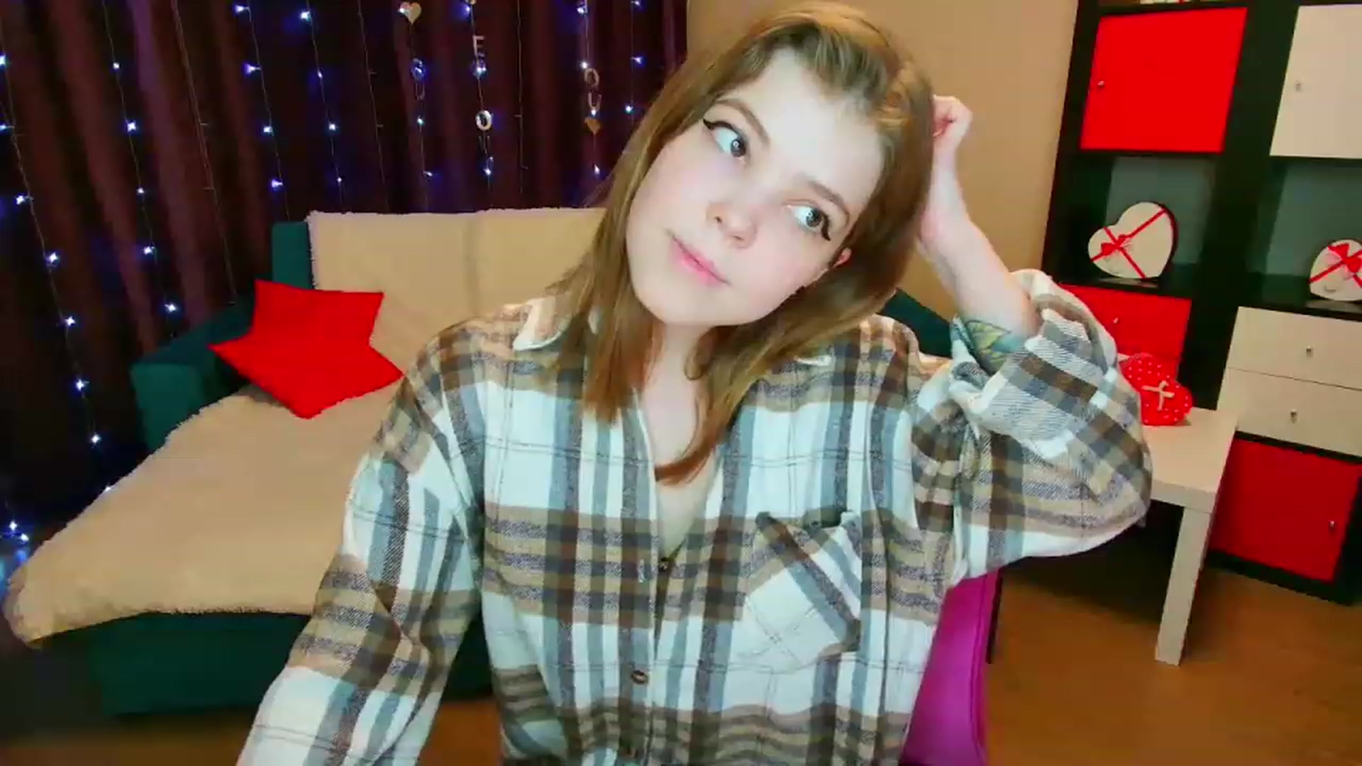 Gallery image thumbnail from EffyShy's myfreecams stream on, 03/08/2023, 14:42 image 20 of 20