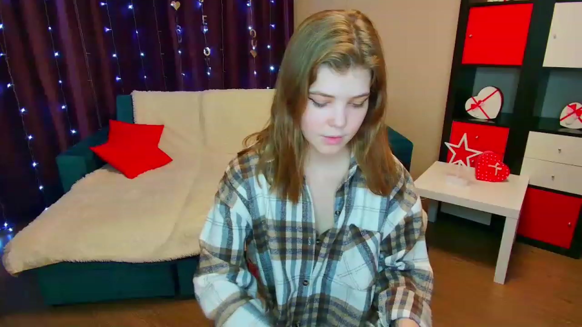 Gallery image thumbnail from EffyShy's myfreecams stream on, 03/08/2023, 14:42 image 4 of 20