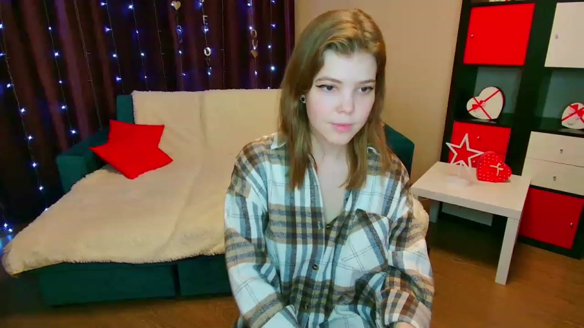 Gallery image thumbnail from EffyShy's myfreecams stream on, 03/08/2023, 14:42 image 18 of 20