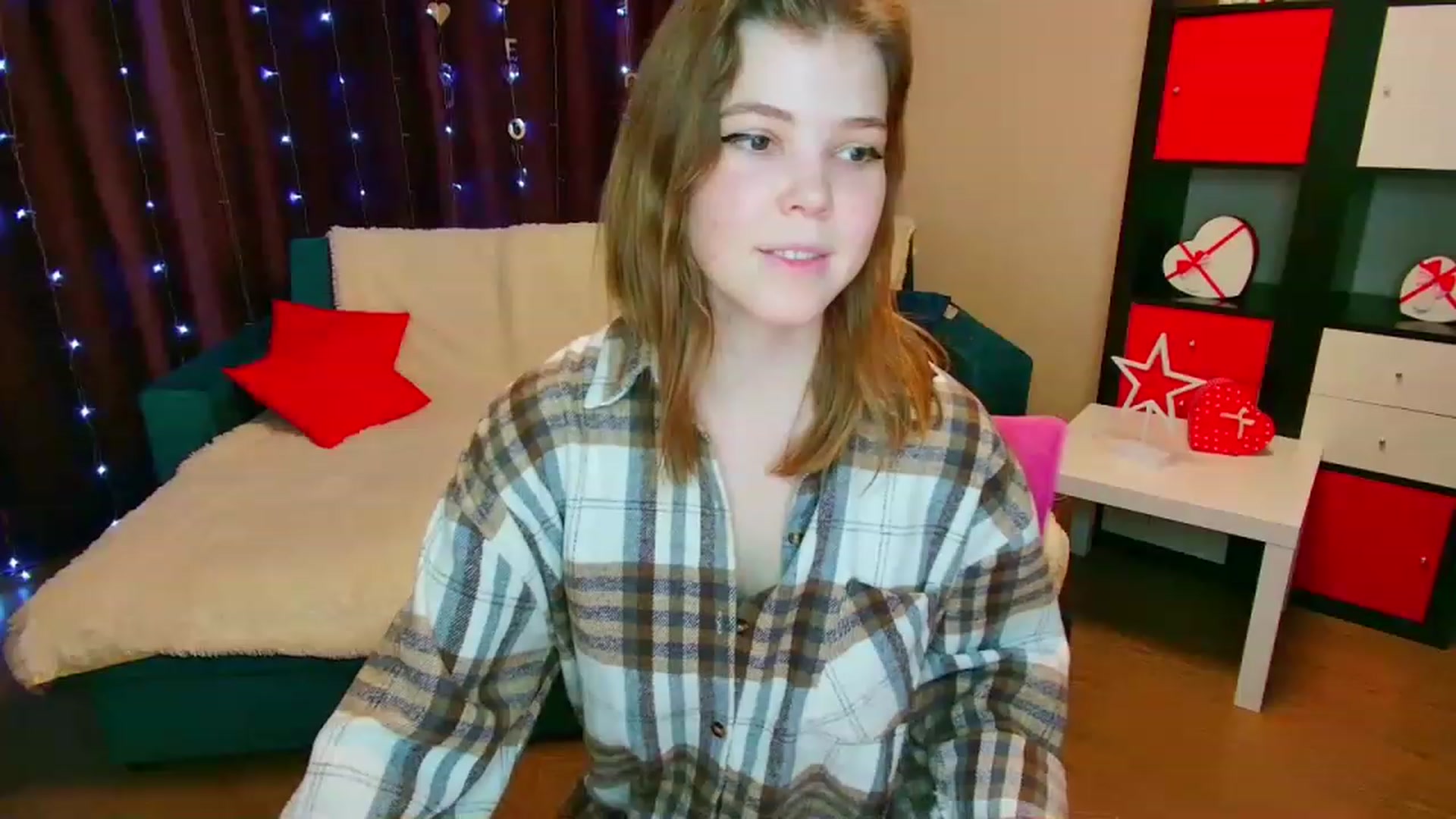 Gallery image thumbnail from EffyShy's myfreecams stream on, 03/08/2023, 14:42 image 15 of 20
