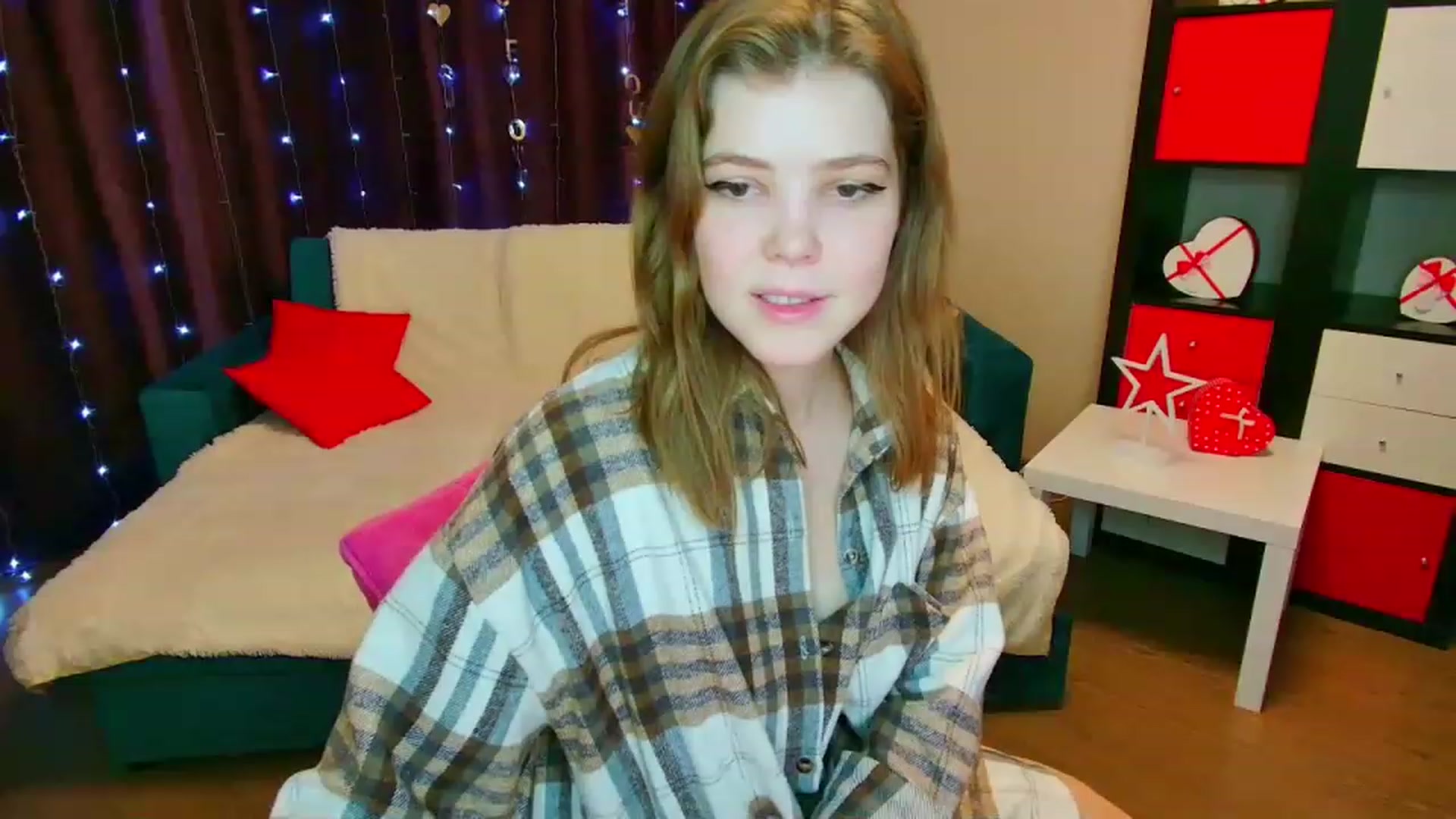 Gallery image thumbnail from EffyShy's myfreecams stream on, 03/08/2023, 14:42 image 13 of 20