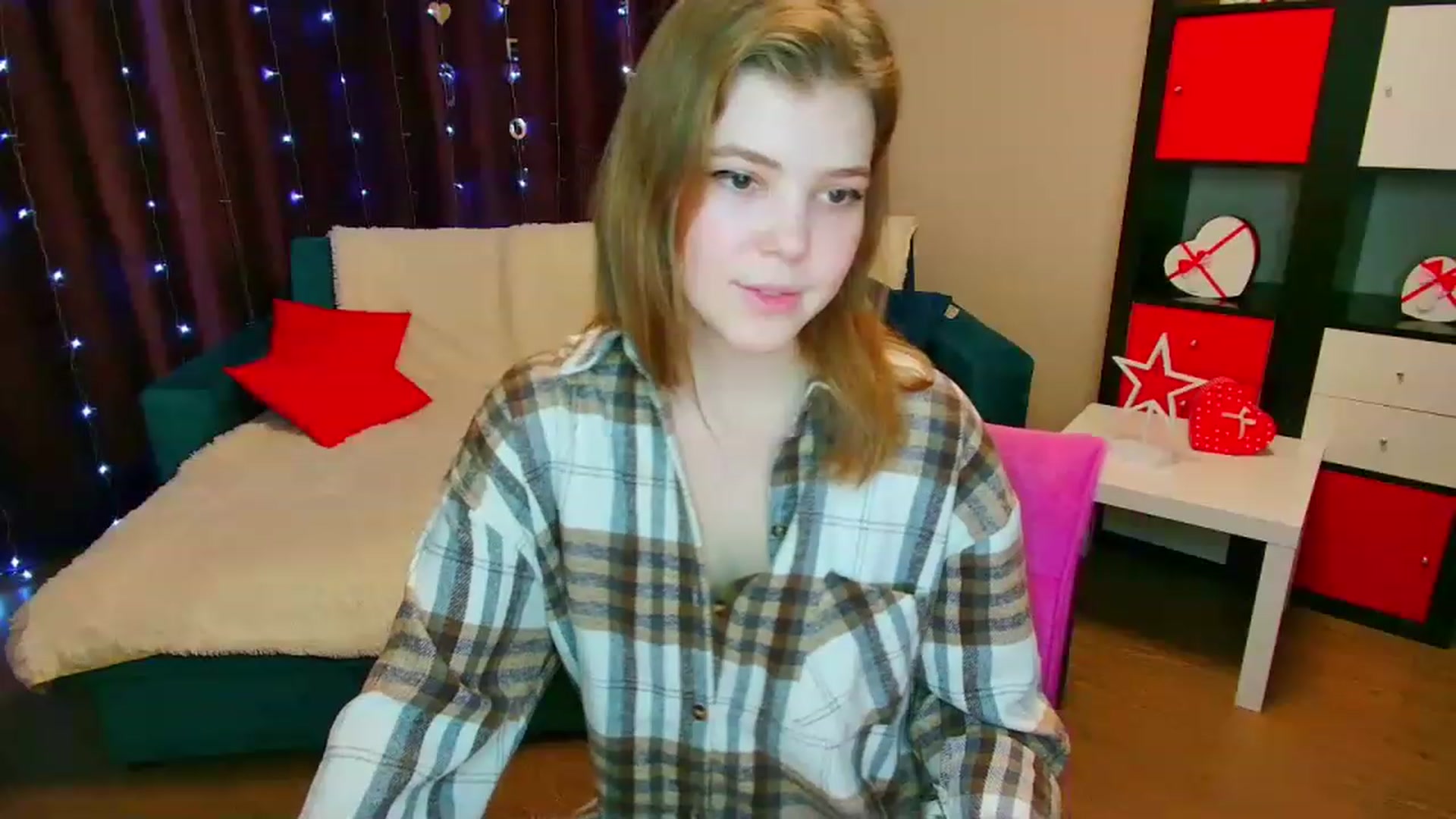 Gallery image thumbnail from EffyShy's myfreecams stream on, 03/08/2023, 14:42 image 8 of 20