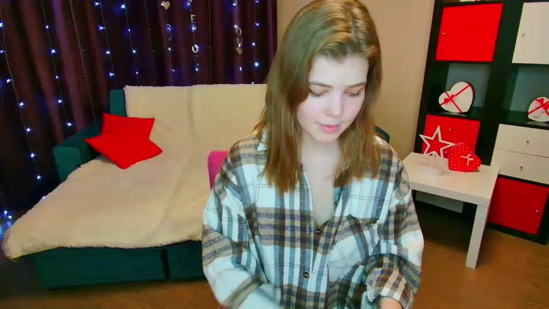Gallery image thumbnail from EffyShy's myfreecams stream on, 03/08/2023, 14:42 image 11 of 20