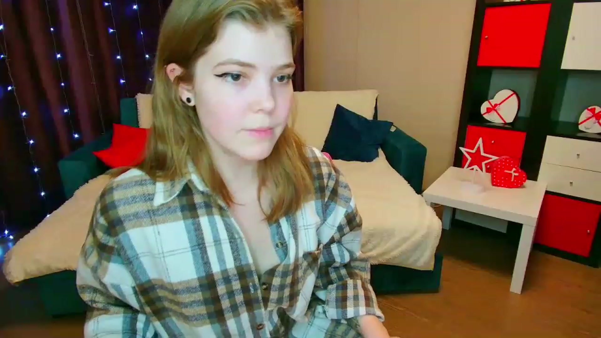 Gallery image thumbnail from EffyShy's myfreecams stream on, 03/08/2023, 14:42 image 3 of 20