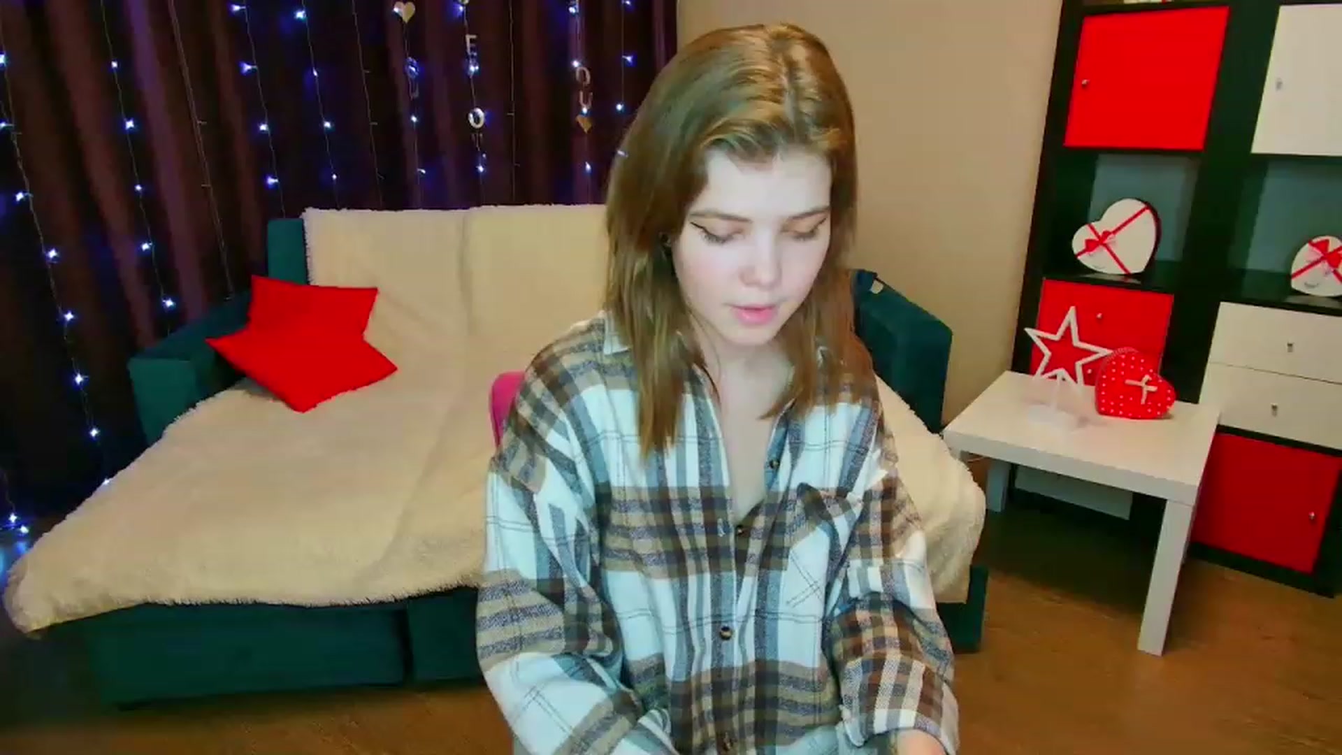 Gallery image thumbnail from EffyShy's myfreecams stream on, 03/08/2023, 14:42 image 19 of 20