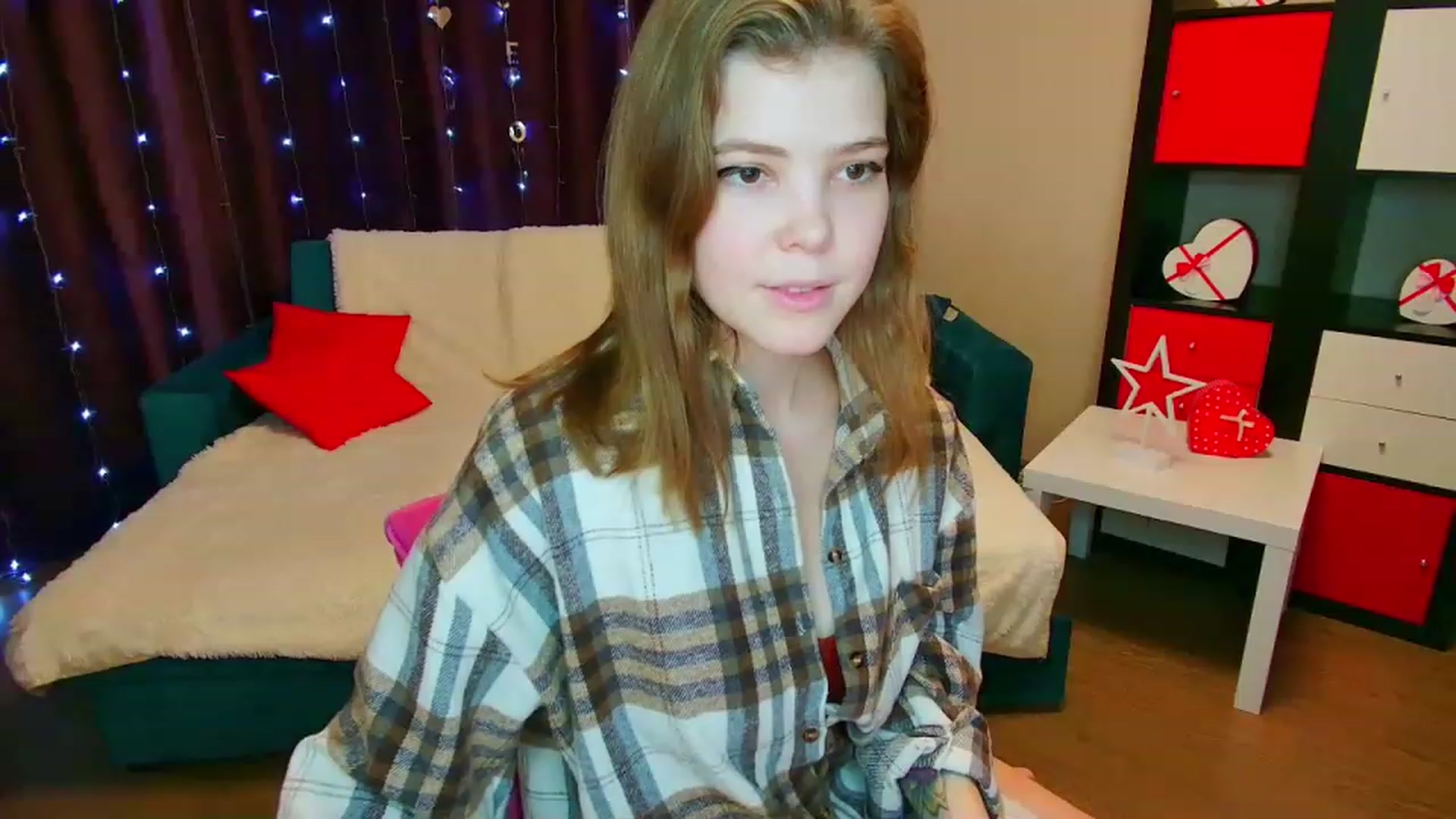 Gallery image thumbnail from EffyShy's myfreecams stream on, 03/08/2023, 17:00 image 7 of 20