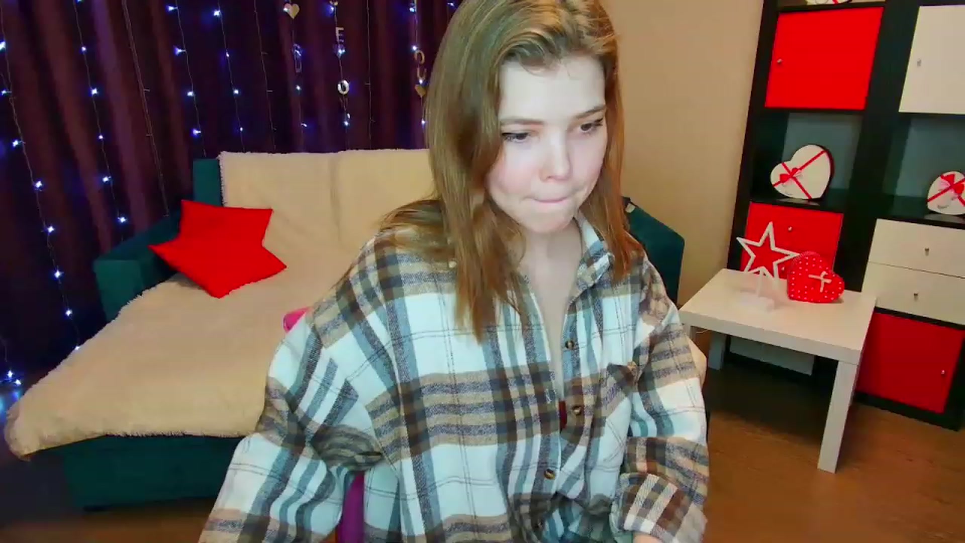 Gallery image thumbnail from EffyShy's myfreecams stream on, 03/08/2023, 17:00 image 3 of 20