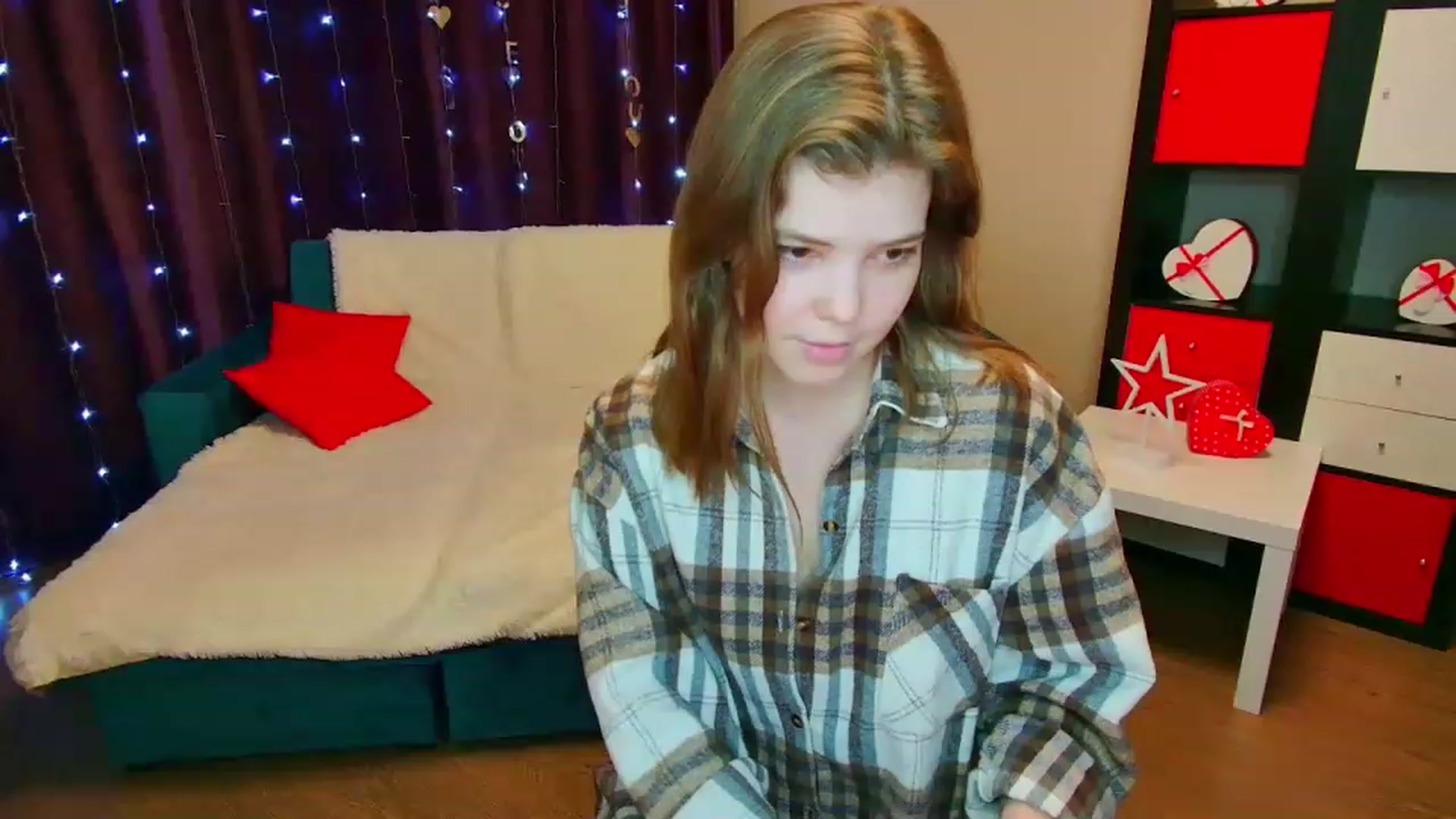 Gallery image thumbnail from EffyShy's myfreecams stream on, 03/08/2023, 17:00 image 12 of 20