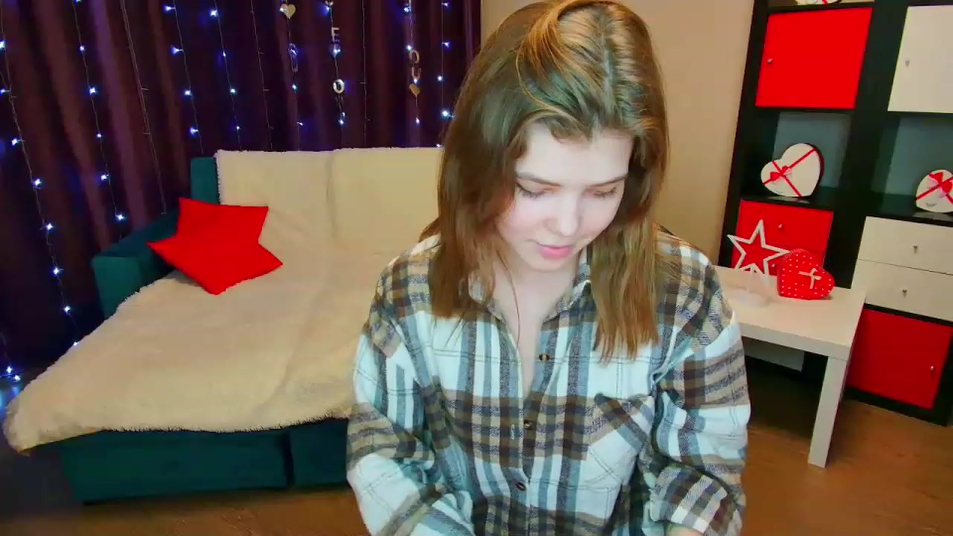 Gallery image thumbnail from EffyShy's myfreecams stream on, 03/08/2023, 17:00 image 15 of 20
