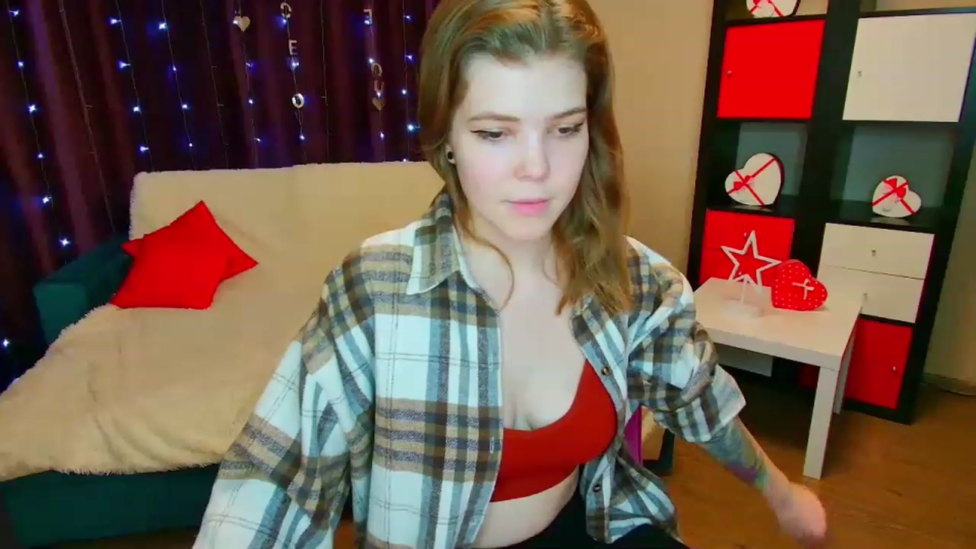 Gallery image thumbnail from EffyShy's myfreecams stream on, 03/09/2023, 18:18 image 4 of 20
