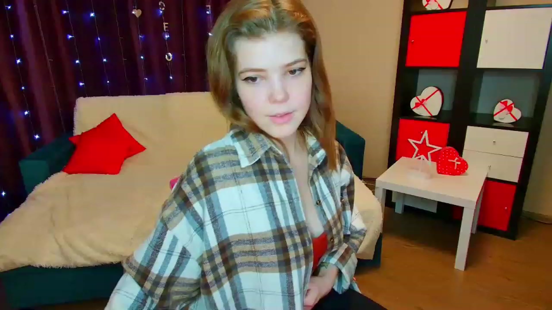 Gallery image thumbnail from EffyShy's myfreecams stream on, 03/09/2023, 18:18 image 7 of 20