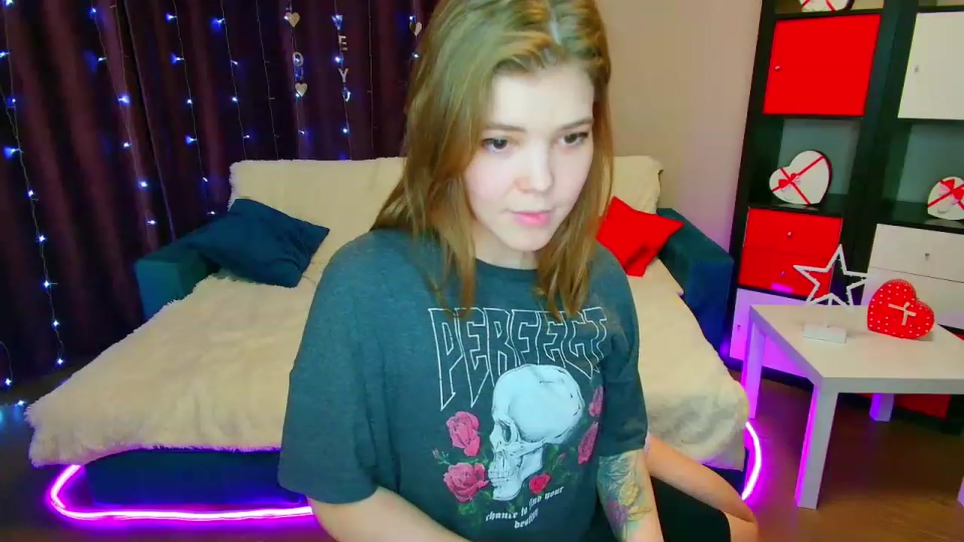 Gallery image thumbnail from EffyShy's myfreecams stream on, 03/13/2023, 17:37 image 2 of 20