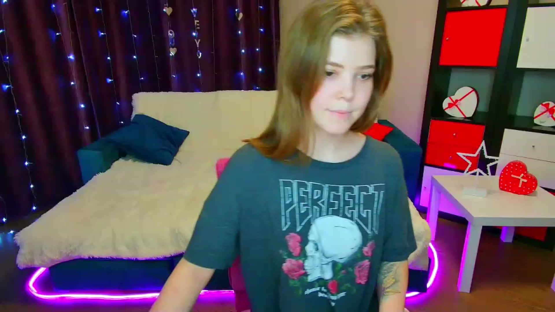 Gallery image thumbnail from EffyShy's myfreecams stream on, 03/13/2023, 17:37 image 7 of 20