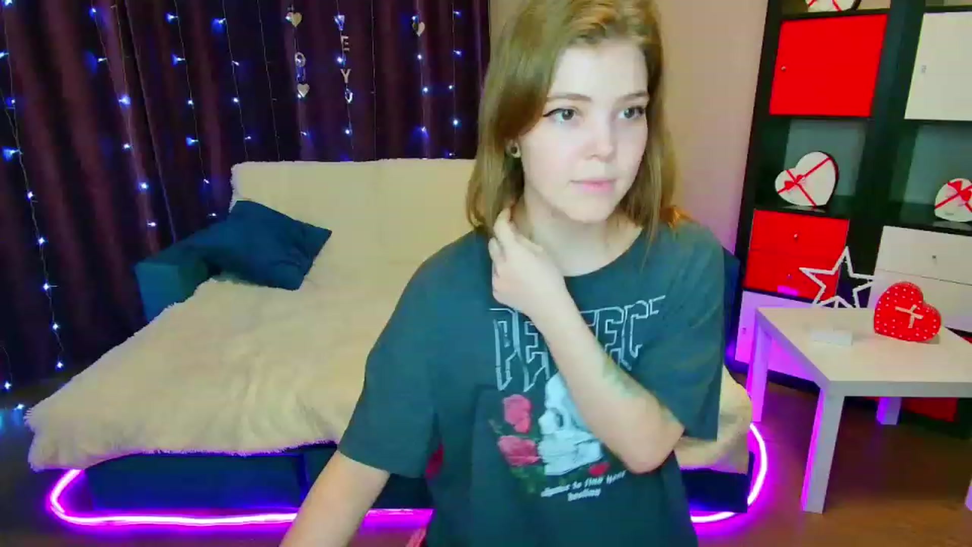 Gallery image thumbnail from EffyShy's myfreecams stream on, 03/13/2023, 20:28 image 3 of 20