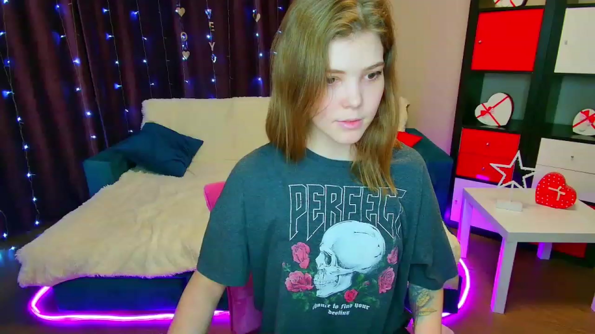 Gallery image thumbnail from EffyShy's myfreecams stream on, 03/13/2023, 20:28 image 6 of 20