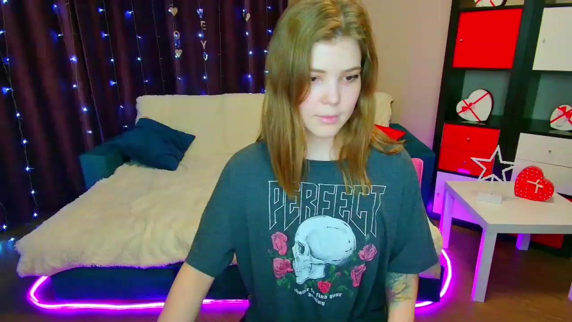 Gallery image thumbnail from EffyShy's myfreecams stream on, 03/13/2023, 20:28 image 17 of 20