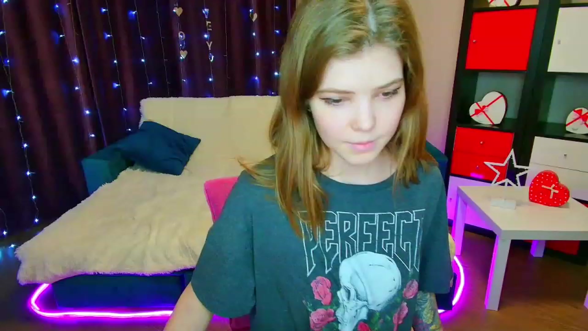 Gallery image thumbnail from EffyShy's myfreecams stream on, 03/13/2023, 20:28 image 16 of 20