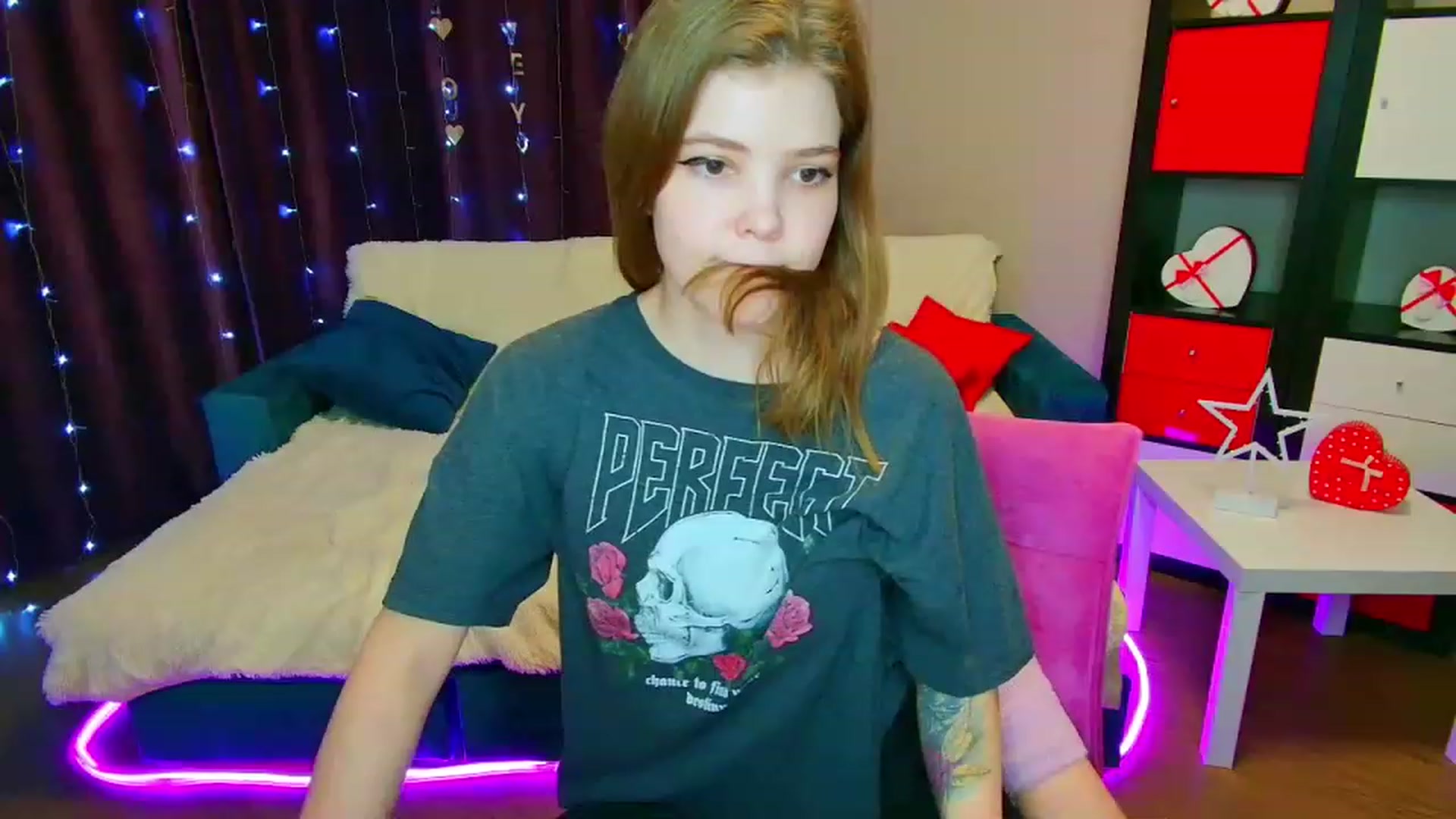 Gallery image thumbnail from EffyShy's myfreecams stream on, 03/13/2023, 20:28 image 7 of 20