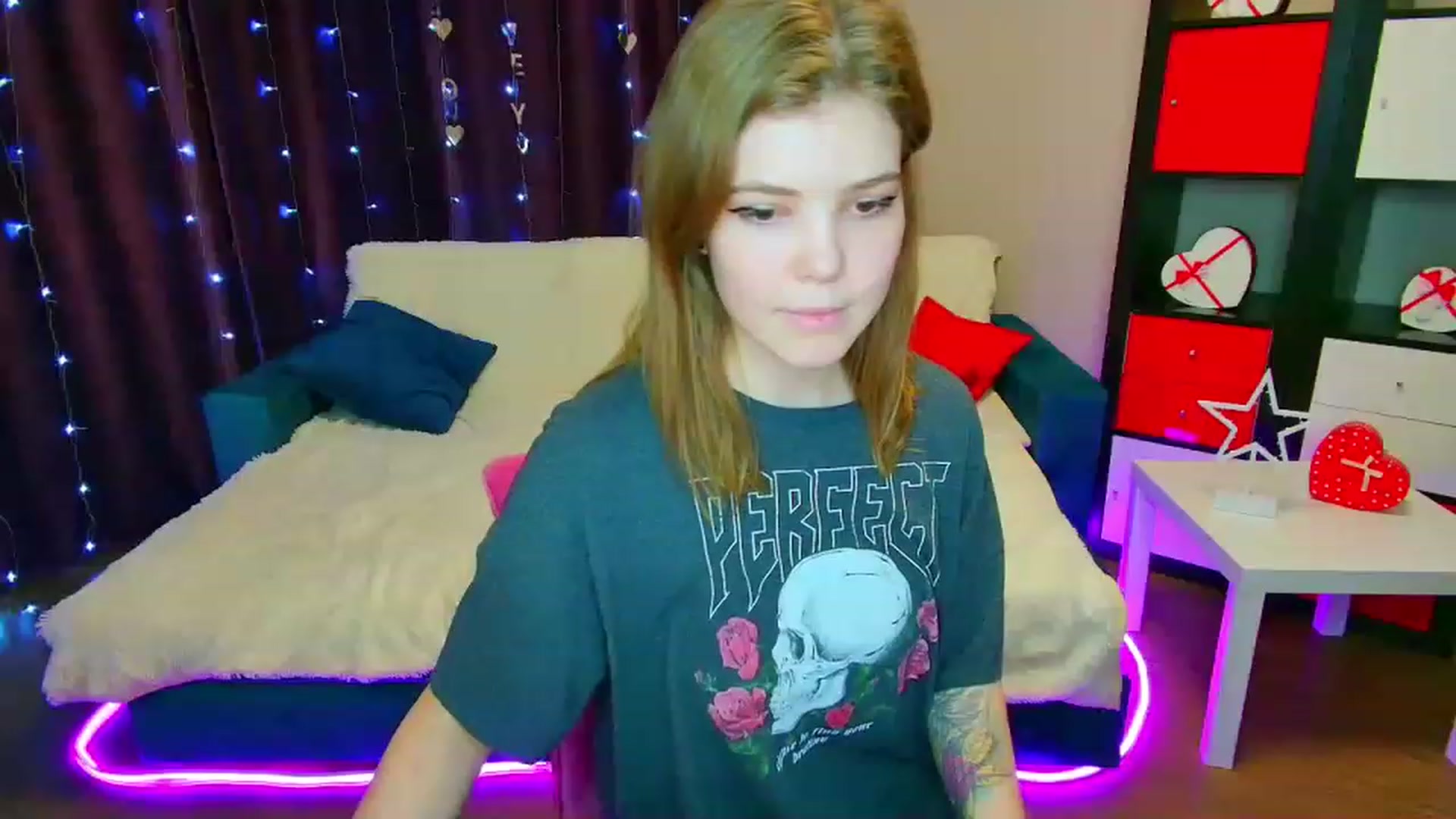 Gallery image thumbnail from EffyShy's myfreecams stream on, 03/13/2023, 20:28 image 13 of 20