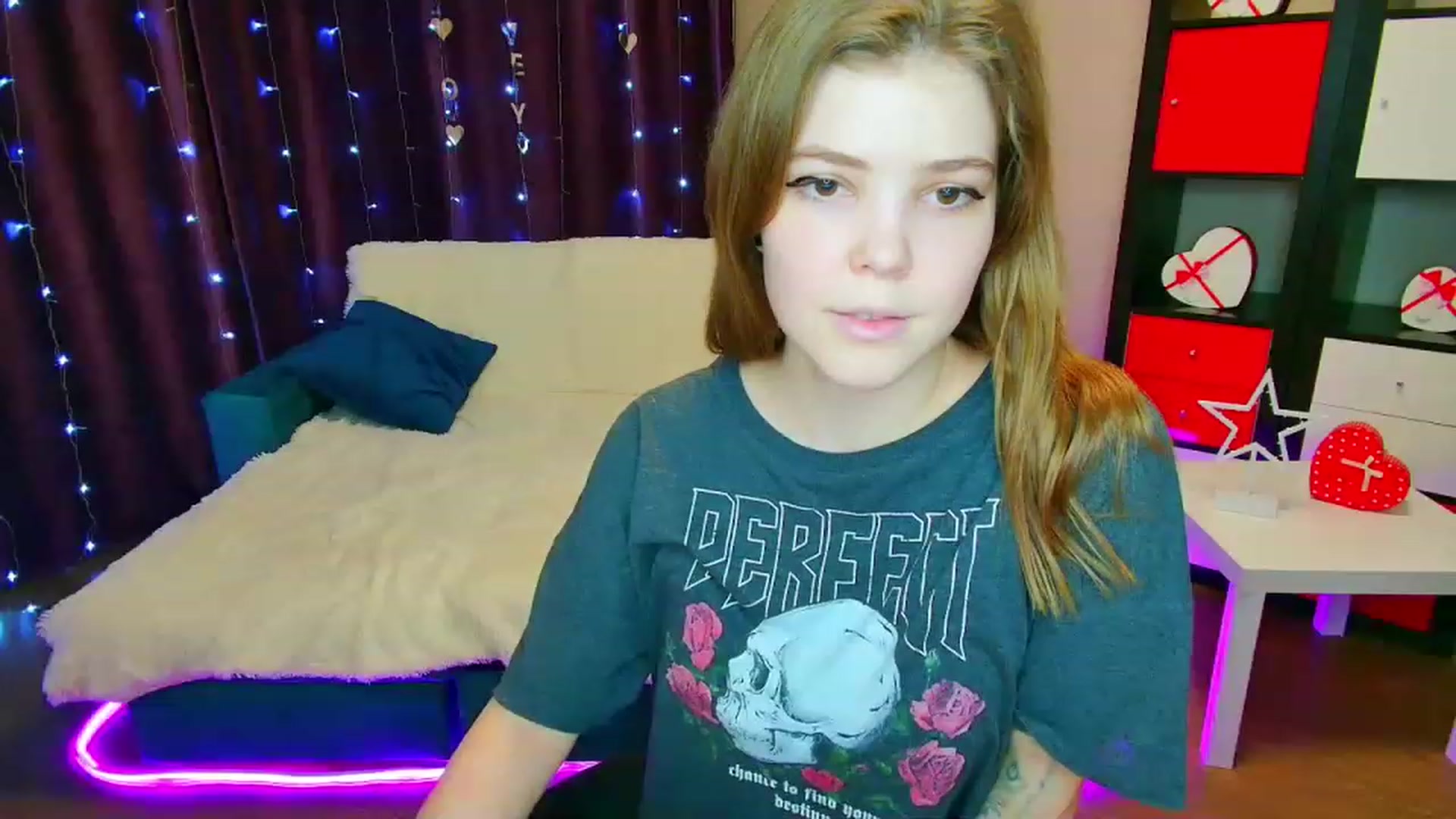 Gallery image thumbnail from EffyShy's myfreecams stream on, 03/13/2023, 20:28 image 20 of 20