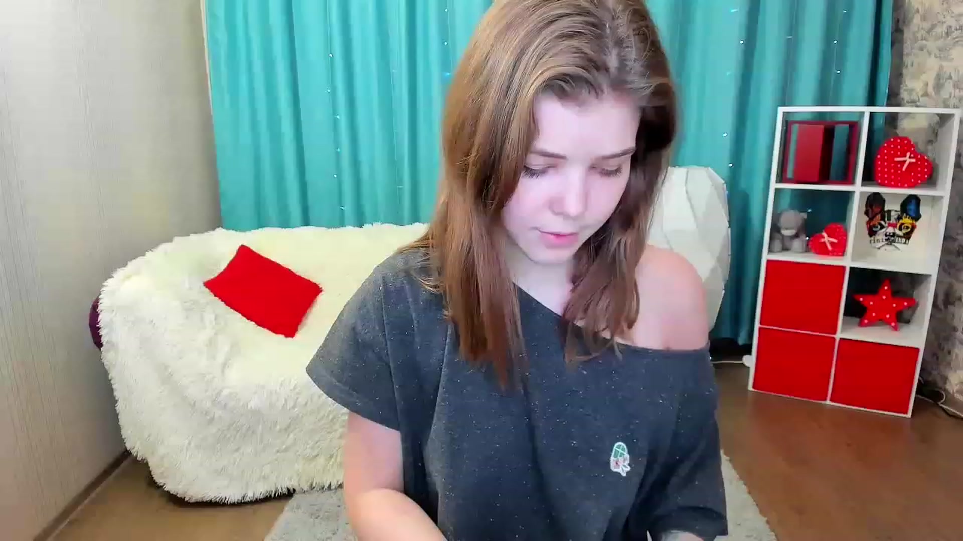 Gallery image thumbnail from EffyShy's myfreecams stream on, 03/21/2023, 18:38 image 11 of 20