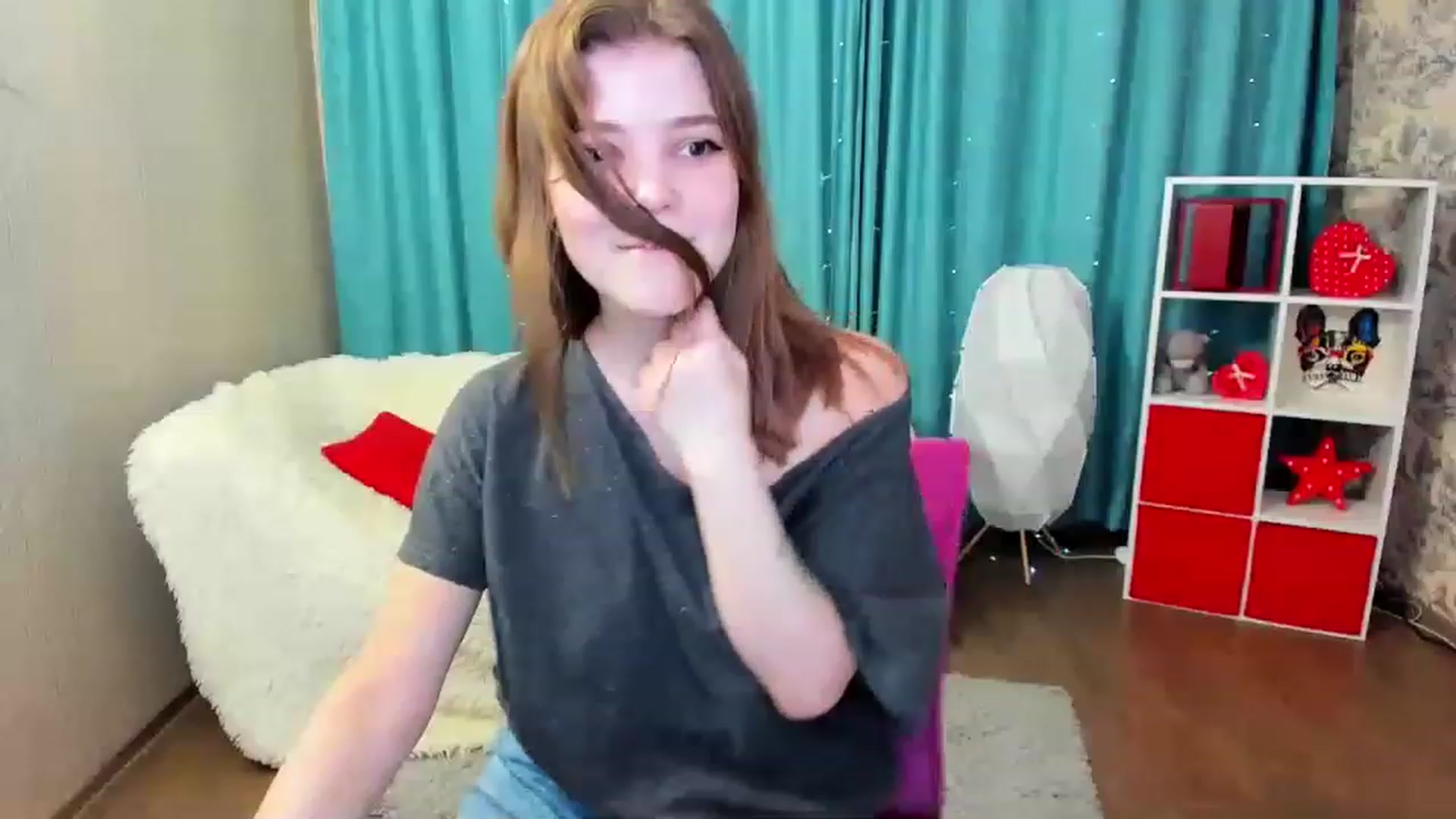 Gallery image thumbnail from EffyShy's myfreecams stream on, 03/22/2023, 20:01 image 17 of 20