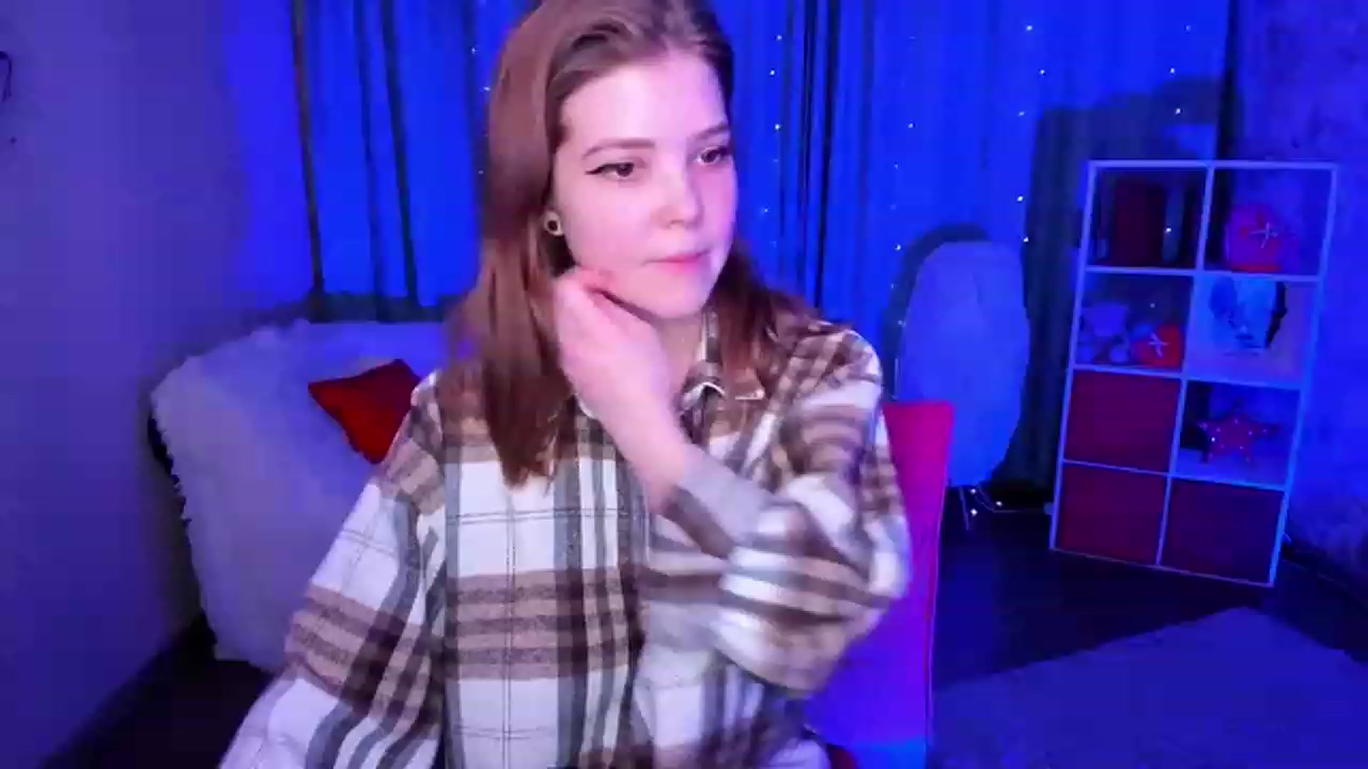 Gallery image thumbnail from EffyShy's myfreecams stream on, 03/25/2023, 15:54 image 4 of 20