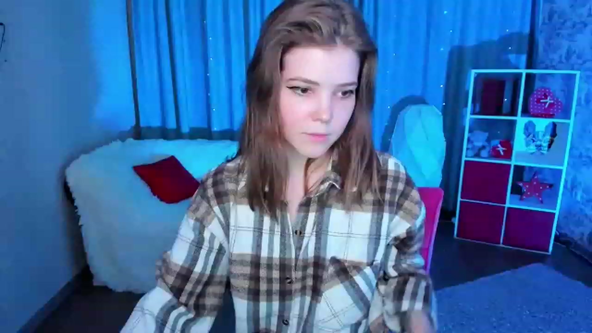 Gallery image thumbnail from EffyShy's myfreecams stream on, 03/25/2023, 15:54 image 14 of 20