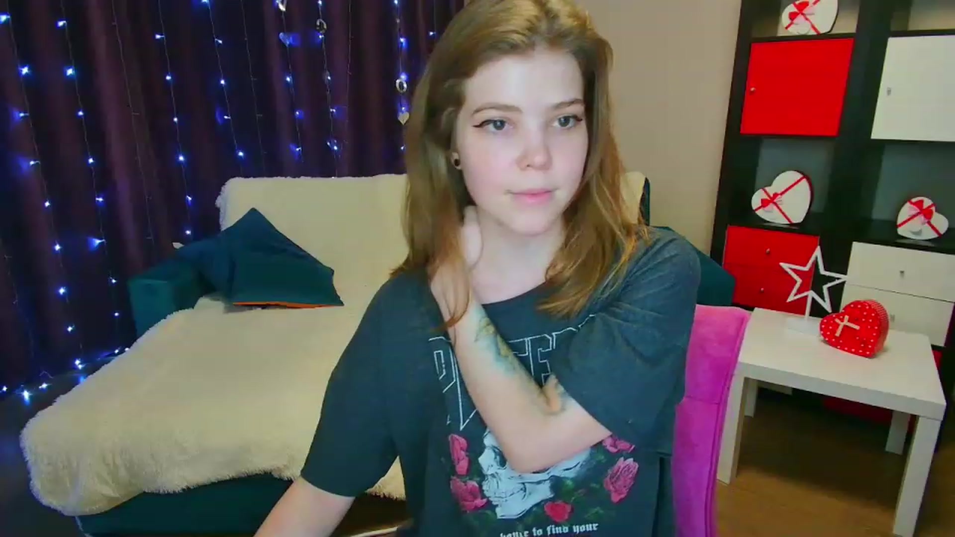 Gallery image thumbnail from EffyShy's myfreecams stream on, 03/29/2023, 18:05 image 20 of 20