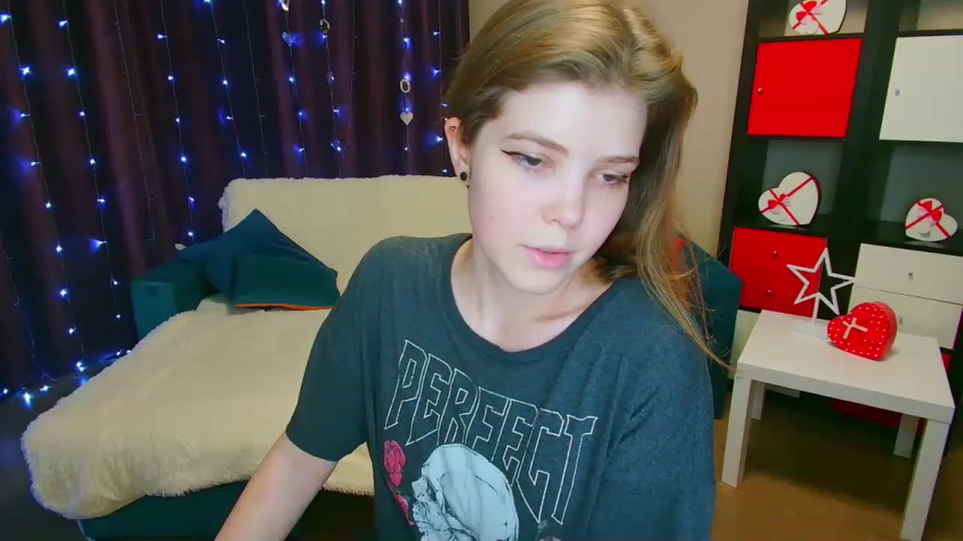Gallery image thumbnail from EffyShy's myfreecams stream on, 03/29/2023, 18:05 image 10 of 20