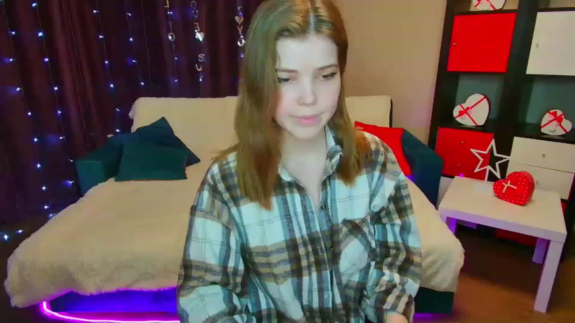Gallery image thumbnail from EffyShy's myfreecams stream on, 03/30/2023, 16:32 image 15 of 20
