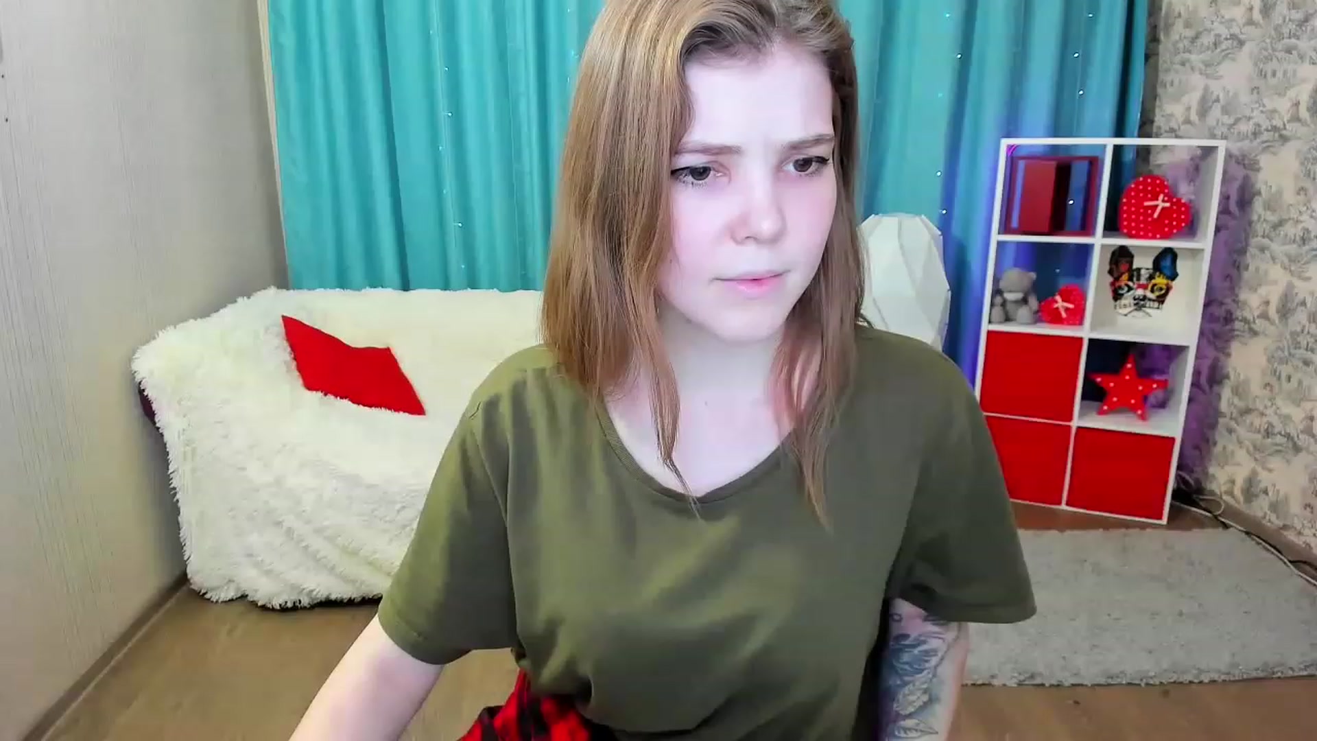 Gallery image thumbnail from EffyShy's myfreecams stream on, 04/02/2023, 16:58 image 20 of 20