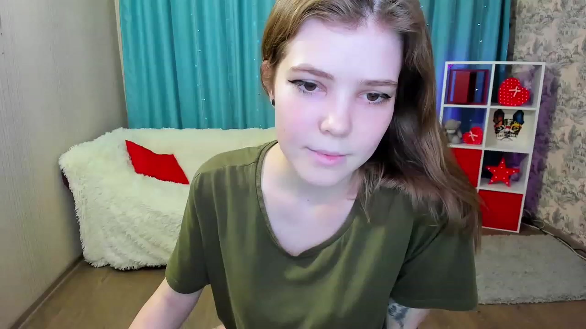 Gallery image thumbnail from EffyShy's myfreecams stream on, 04/02/2023, 16:58 image 1 of 20