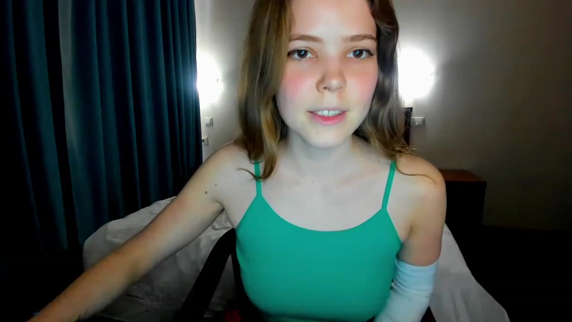 Gallery image thumbnail from EffyShy's myfreecams stream on, 05/24/2023, 14:42 image 7 of 20