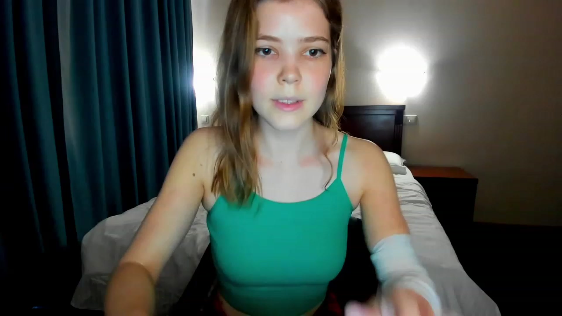 Gallery image thumbnail from EffyShy's myfreecams stream on, 05/24/2023, 14:42 image 16 of 20