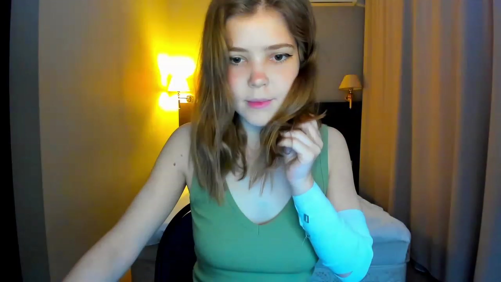 Gallery image thumbnail from EffyShy's myfreecams stream on, 05/26/2023, 17:09 image 5 of 20