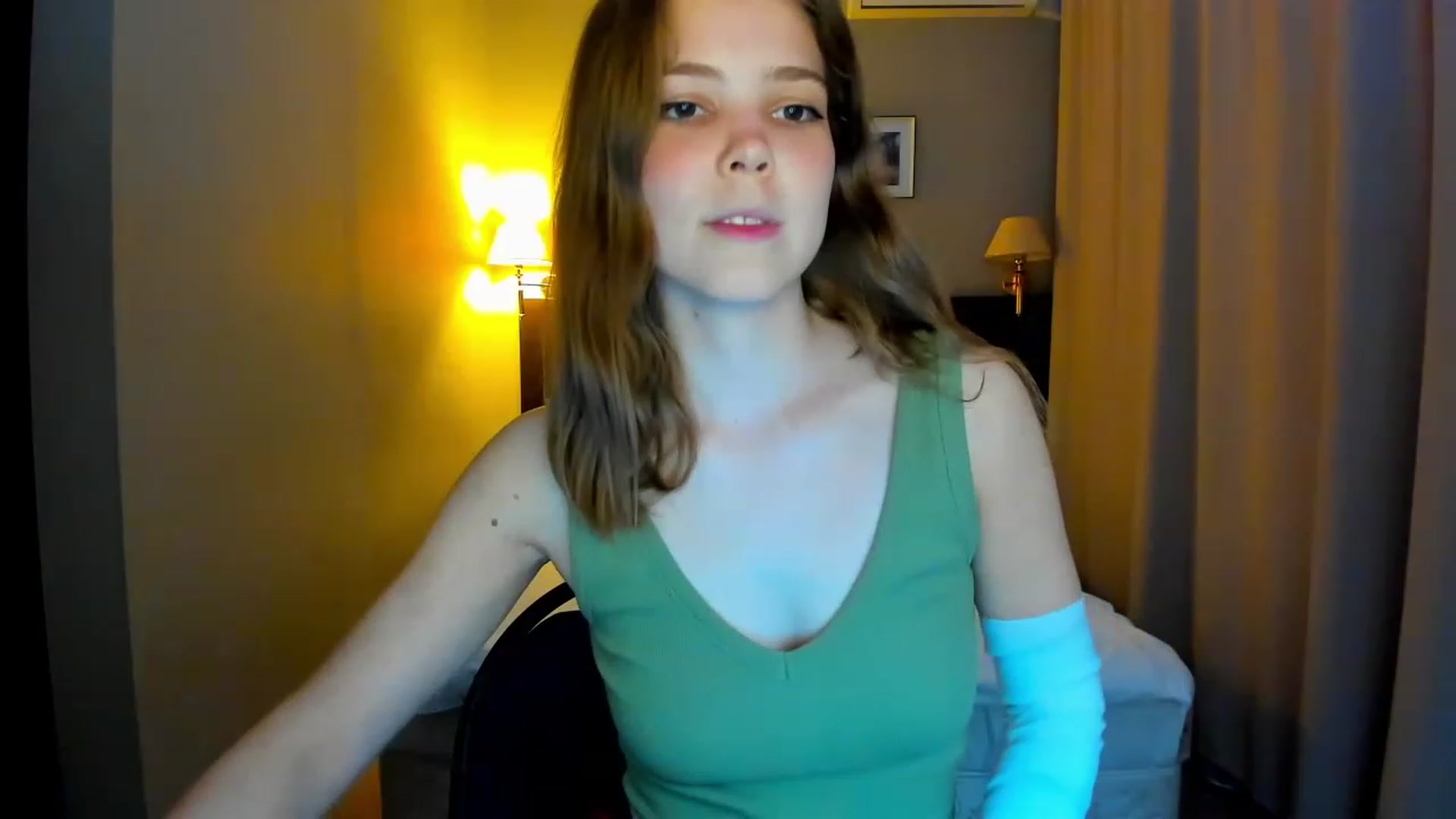 Gallery image thumbnail from EffyShy's myfreecams stream on, 05/26/2023, 17:09 image 2 of 20