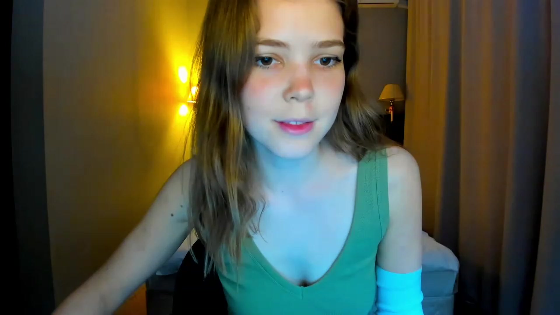 Gallery image thumbnail from EffyShy's myfreecams stream on, 05/26/2023, 17:09 image 11 of 20