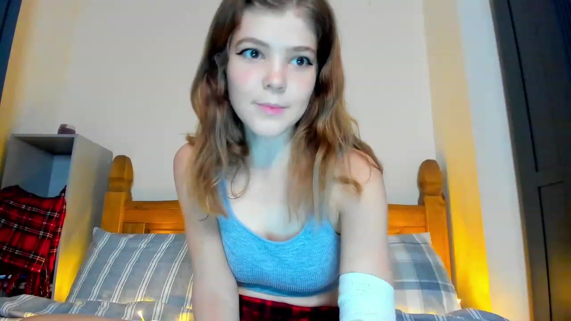 Gallery image thumbnail from EffyShy's myfreecams stream on, 08/10/2023, 20:56 image 18 of 20