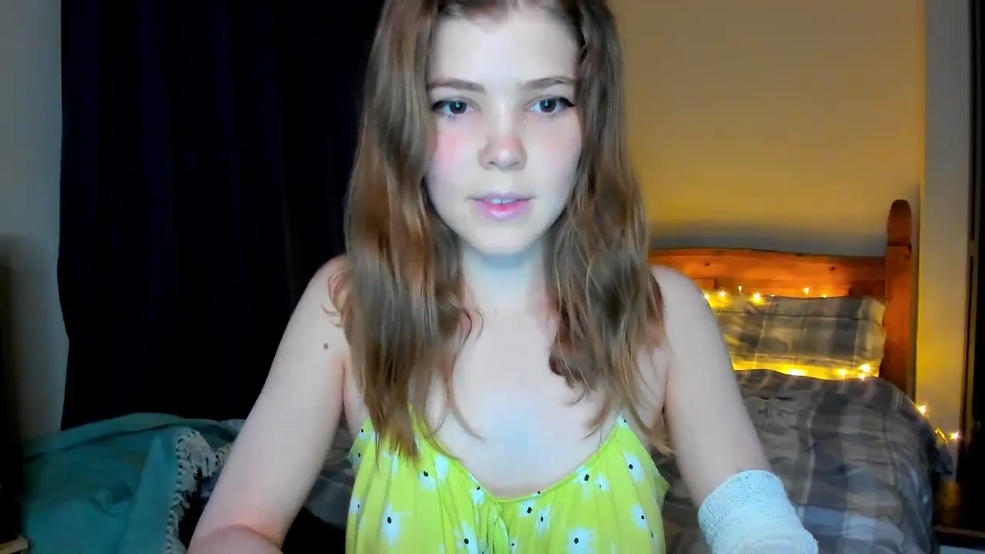 Gallery image thumbnail from EffyShy's myfreecams stream on, 08/22/2023, 22:24 image 14 of 20