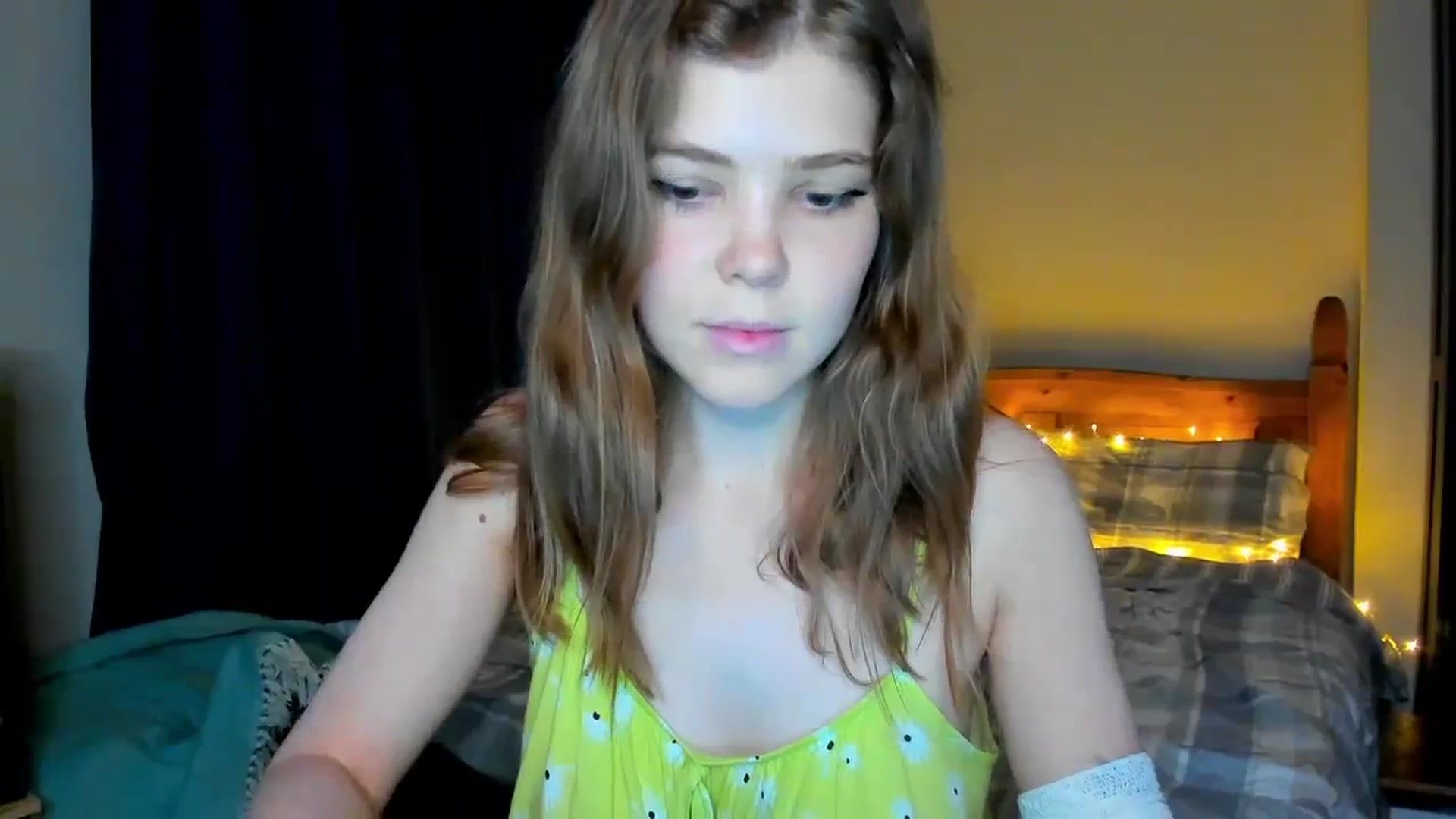Gallery image thumbnail from EffyShy's myfreecams stream on, 08/23/2023, 24:29 image 17 of 20