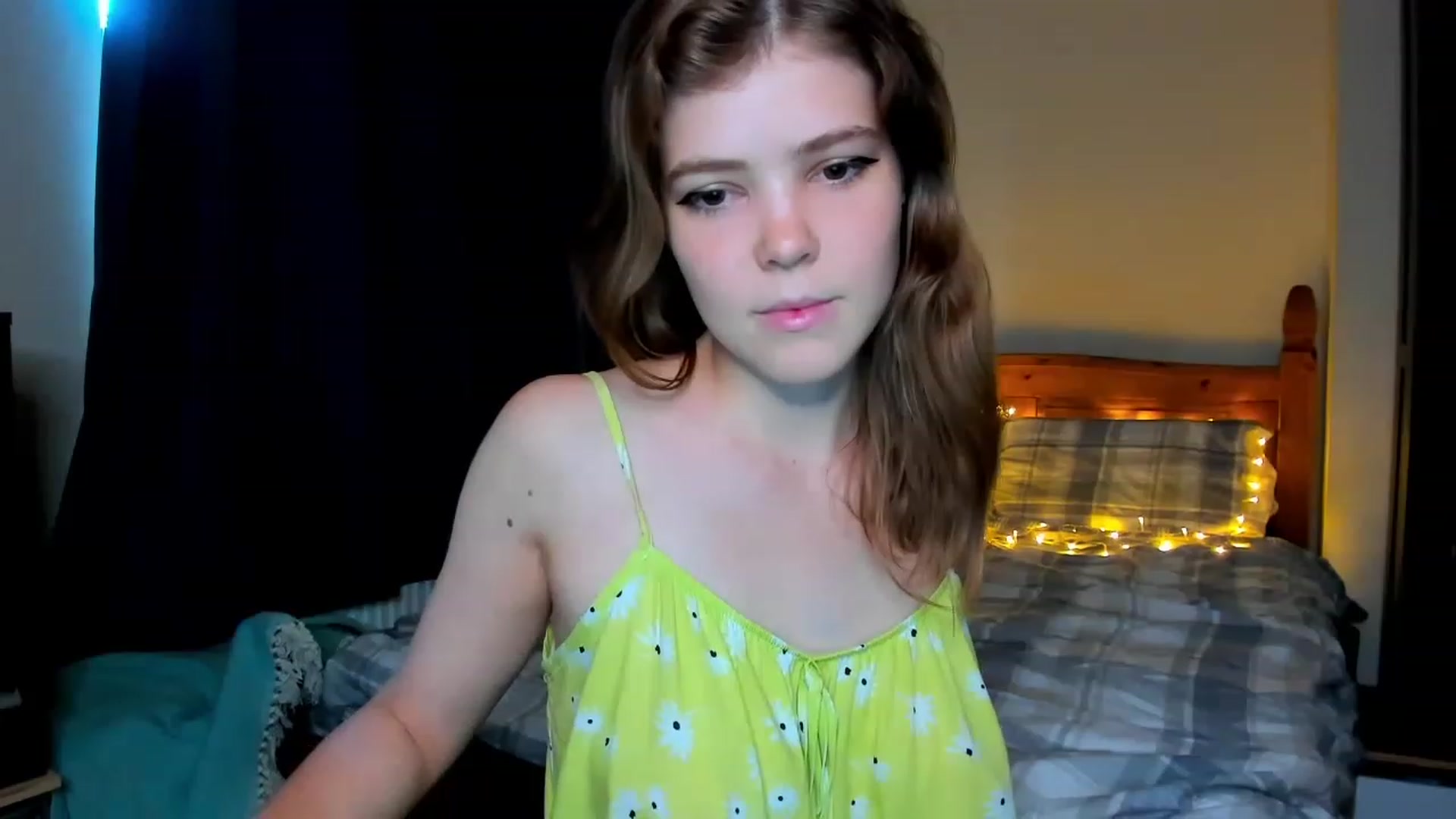 Gallery image thumbnail from EffyShy's myfreecams stream on, 08/23/2023, 16:55 image 4 of 20