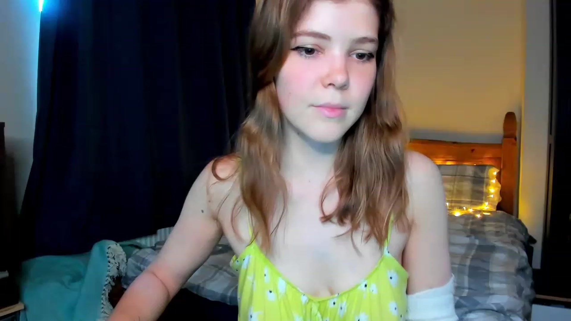 Gallery image thumbnail from EffyShy's myfreecams stream on, 08/23/2023, 16:55 image 15 of 20