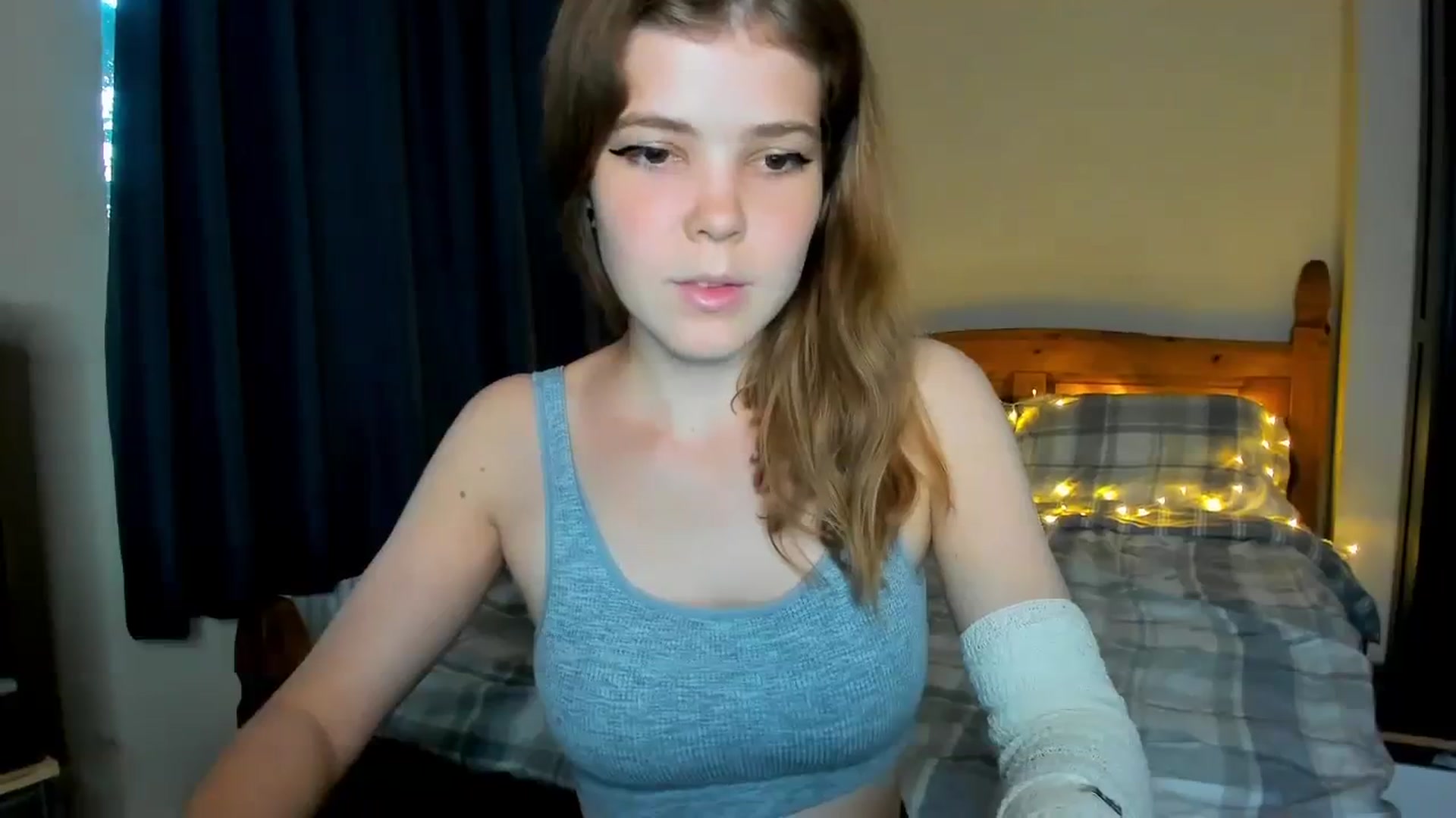Gallery image thumbnail from EffyShy's myfreecams stream on, 09/16/2023, 18:08 image 19 of 20