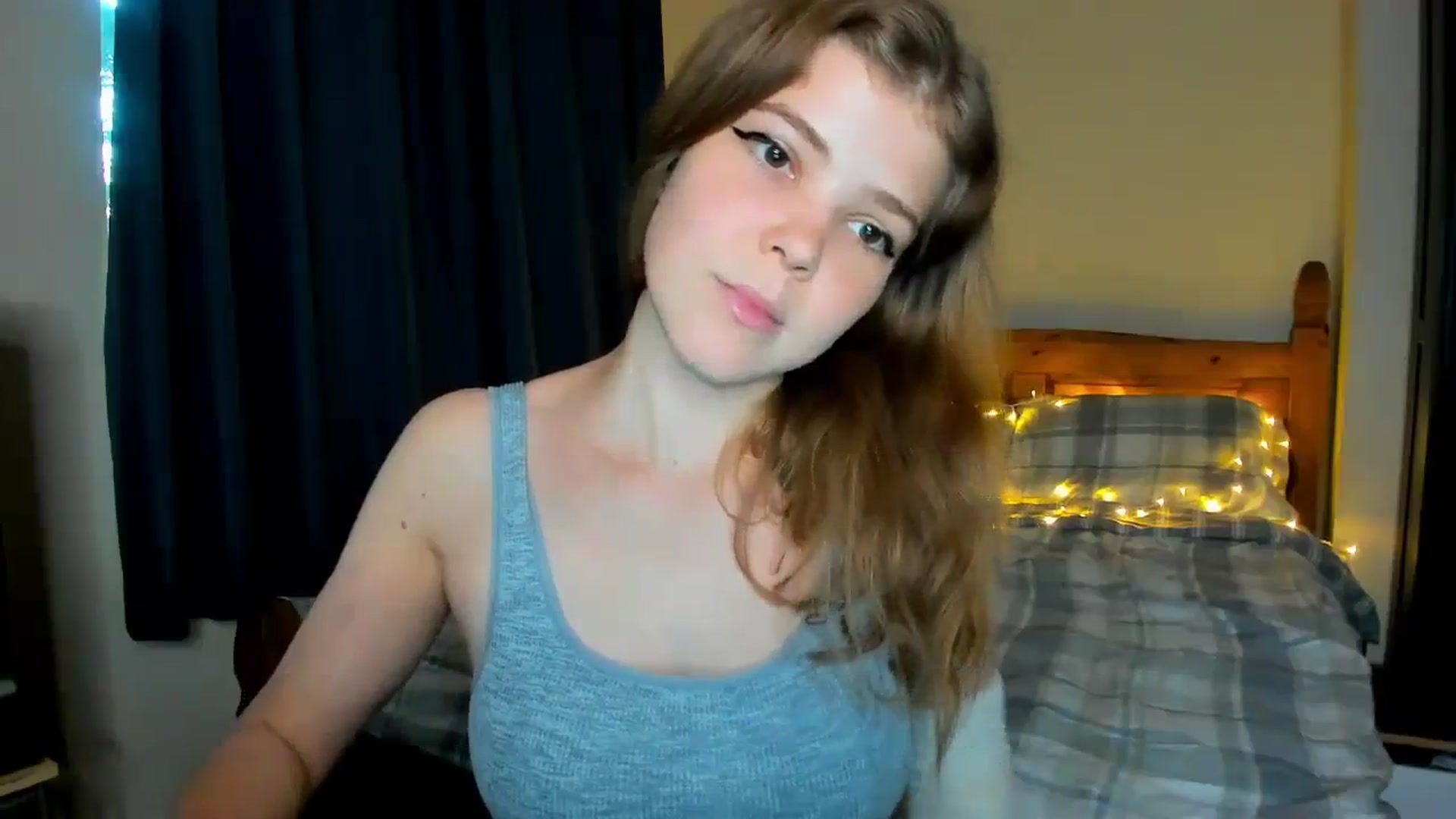 Gallery image thumbnail from EffyShy's myfreecams stream on, 09/16/2023, 18:08 image 12 of 20