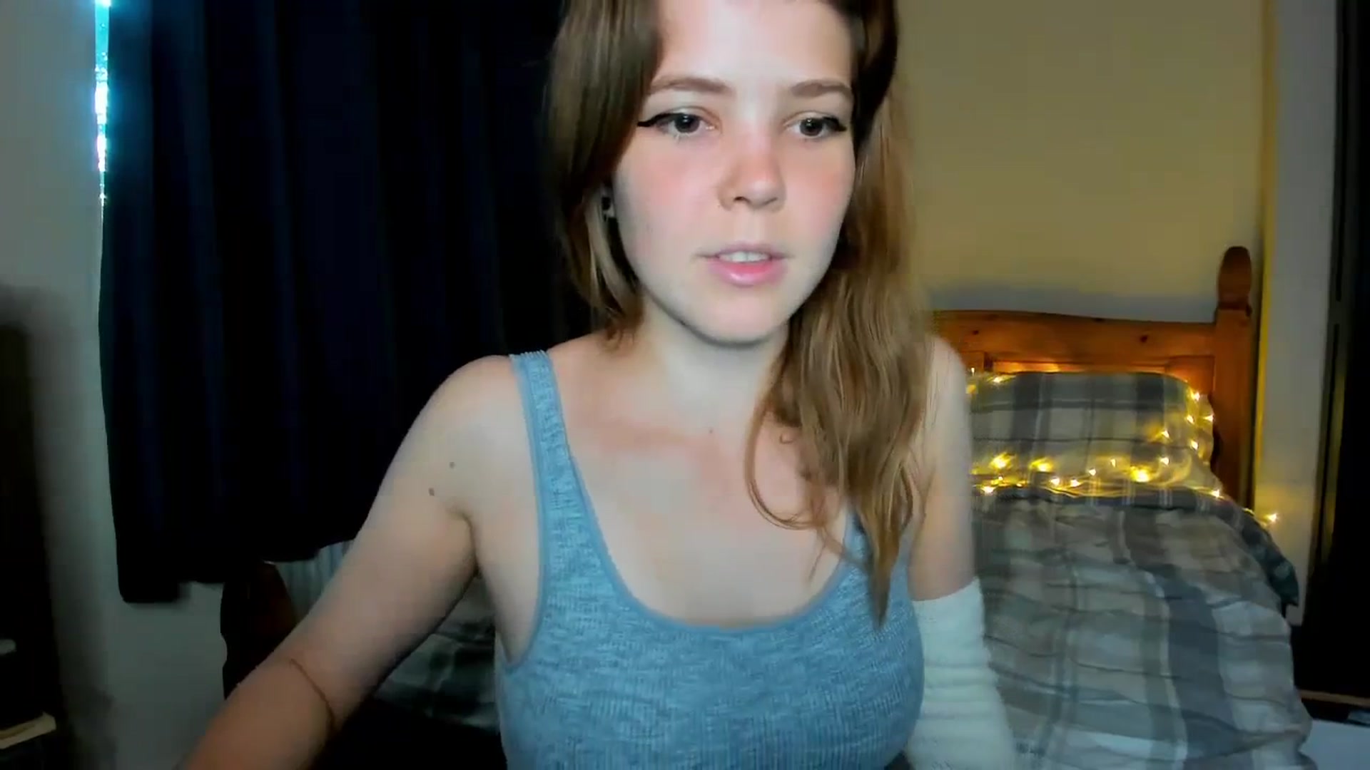 Gallery image thumbnail from EffyShy's myfreecams stream on, 09/16/2023, 18:08 image 9 of 20