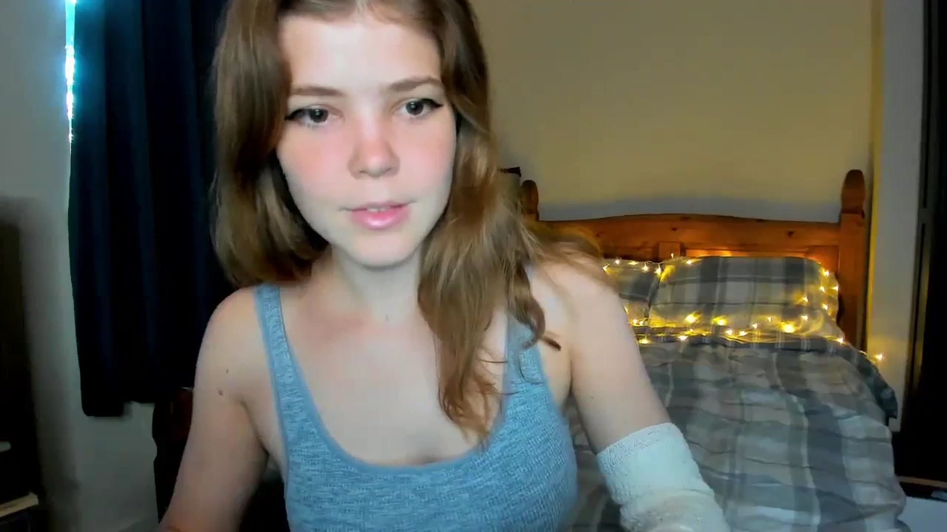 Gallery image thumbnail from EffyShy's myfreecams stream on, 09/16/2023, 18:08 image 3 of 20